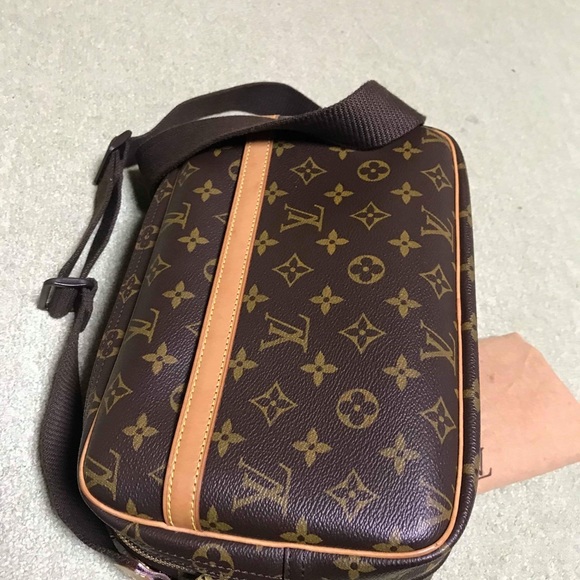 💕HP💕Authentic Louis Vuitton Reporter PM Monogram - Picture 4 of 8
